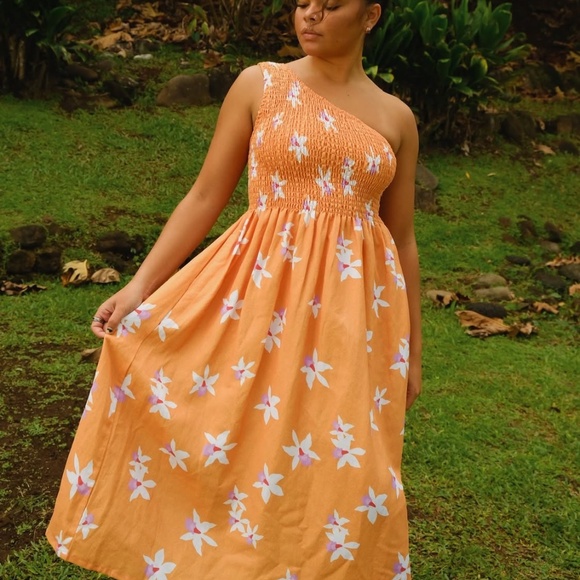 Coconut Ave Jane One-Shoulder Dress - Picture 10 of 10